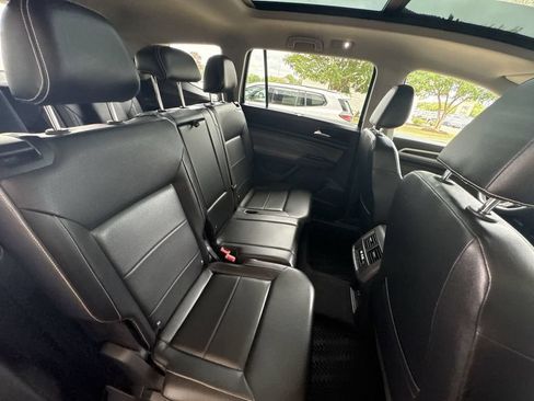 Used 2021 Volkswagen Atlas SE w/ Panoramic Sunroof Package AWD/4WD image 27