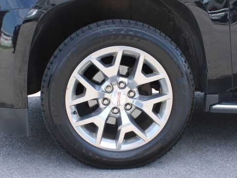Used 2019 GMC Yukon SLT w/ Open Road Package AWD/4WD image 35