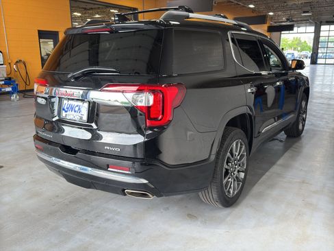Used 2023 GMC Acadia Denali w/ Black Diamond Edition AWD/4WD image 5