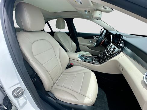 Used 2017 Mercedes-Benz C 300 Sedan image 28