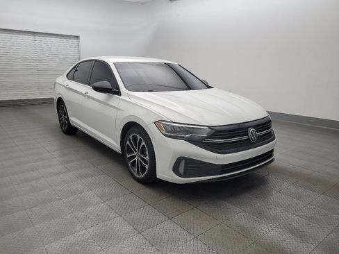 Used 2024 Volkswagen Jetta Sport FWD image 13