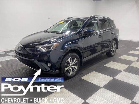 Used 2017 Toyota RAV4 XLE image 1