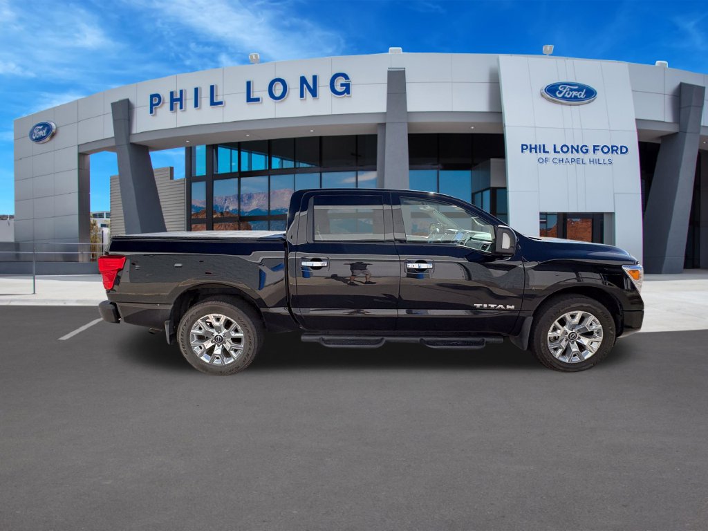 Used 2024 Nissan Titan SV w/ SV Convenience Package AWD/4WD image 7