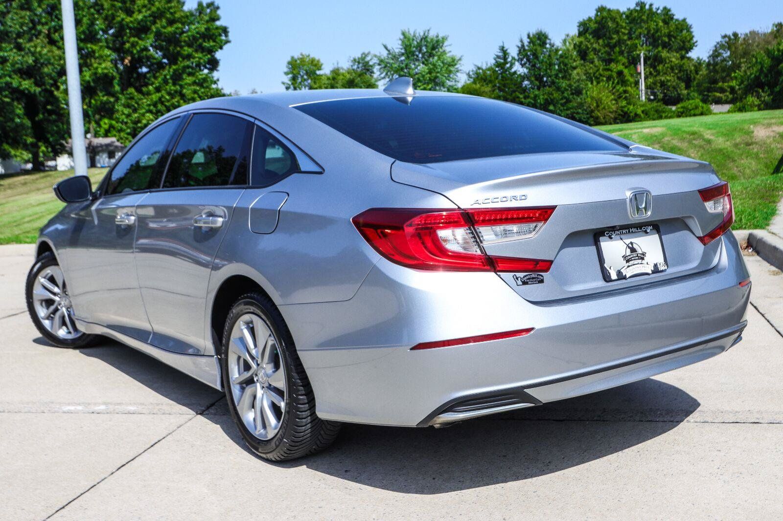 Used 2018 Honda Accord LX image 13