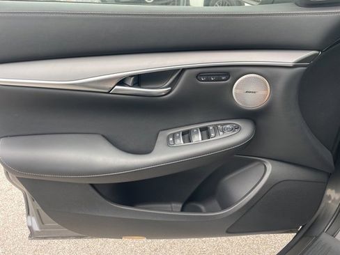 New 2025 INFINITI QX50 Luxe image 23