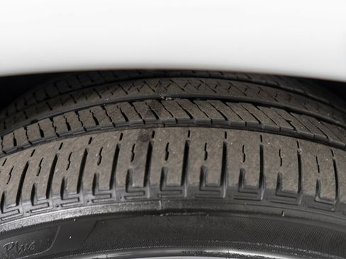 Used 2024 Dodge Durango GT image 36