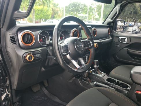 Used 2021 Jeep Gladiator Mojave AWD/4WD image 22