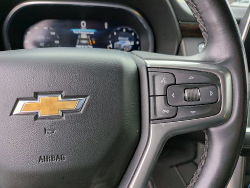 Used 2023 Chevrolet Suburban Premier image 20