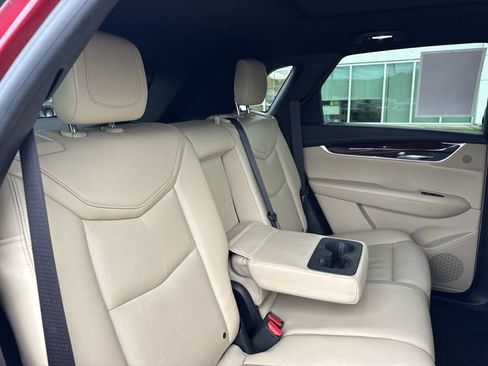 Used 2017 Cadillac XT5 Luxury w/ Driver Awareness Package FWD image 24