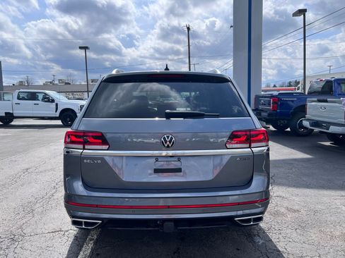 Used 2023 Volkswagen Atlas SEL Premium image 9