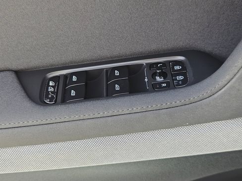 Used 2024 Polestar Polestar 2 AWD/4WD image 10