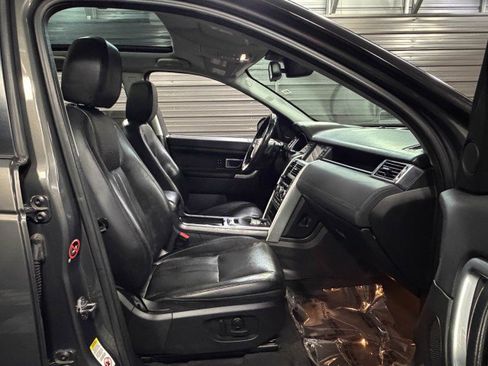 Used 2016 Land Rover Discovery Sport HSE image 15