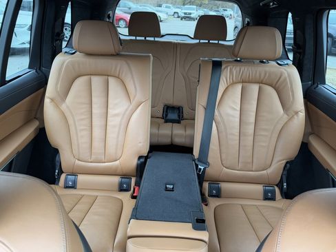 Used 2021 BMW X7 M50i image 51