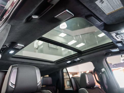 Used 2021 Cadillac Escalade Premium Luxury Platinum image 26