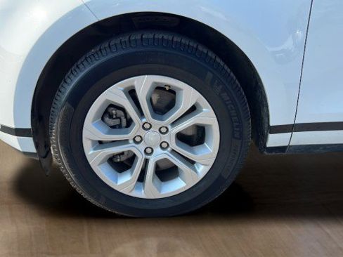 Used 2023 Land Rover Range Rover Evoque S image 19