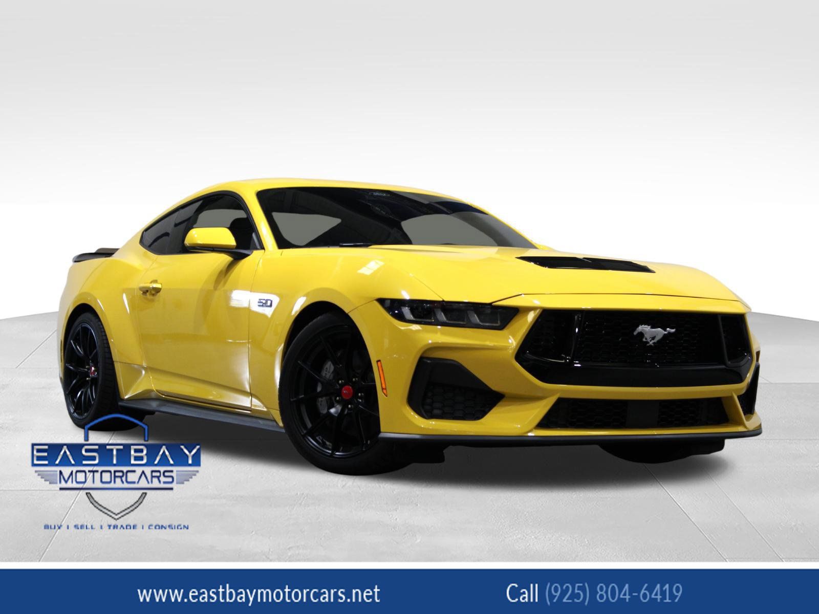 Used 2024 Ford Mustang GT RWD image 1