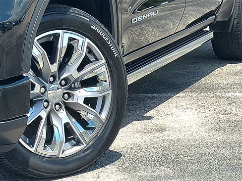 Used 2024 GMC Sierra 1500 Denali w/ Denali Reserve Package RWD image 3