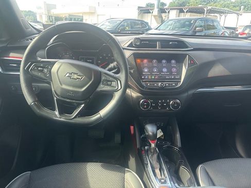 Used 2023 Chevrolet TrailBlazer RS w/ Convenience Package AWD/4WD image 13