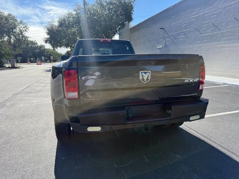 Used 2017 RAM 3500 Tradesman w/ Chrome Appearance Group image 44