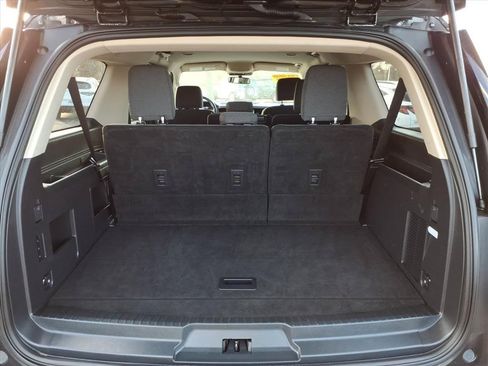 Used 2024 Ford Expedition Max XLT RWD image 12