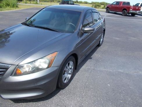 Used 2011 Honda Accord SE image 8