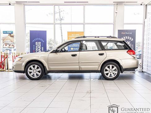 Used 2008 Subaru Outback 2.5i AWD/4WD image 6