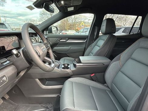 New 2026 GMC Terrain AT4 w/ Convenience Package III image 21