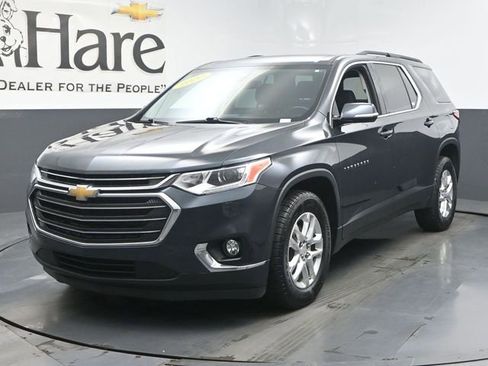 Used 2020 Chevrolet Traverse LT w/ Driver Confidence II Package image 7