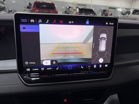 New 2026 Volkswagen Tiguan SE image 21