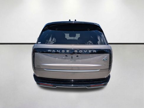 Used 2023 Land Rover Range Rover Long Wheelbase SE AWD/4WD image 5