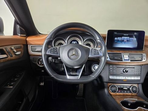 Certified 2017 Mercedes-Benz CLS 550 4MATIC image 21