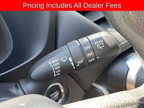 Used 2025 Toyota RAV4 XLE AWD/4WD image 28