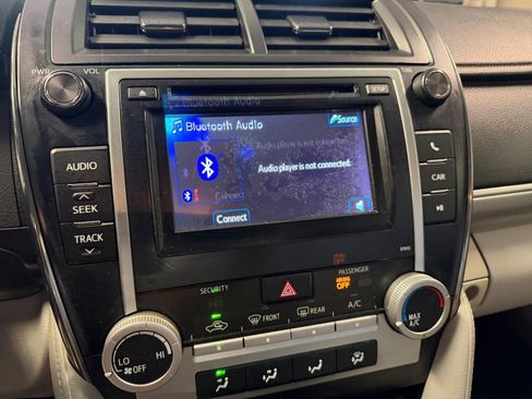 Used 2012 Toyota Camry LE FWD image 21