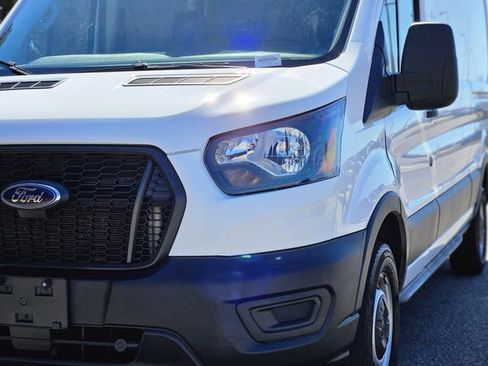 Used 2024 Ford Transit 250 148 Medium Roof image 9