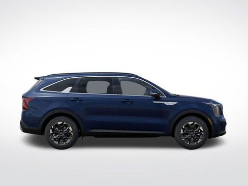 New 2026 Kia Sorento S FWD image 7