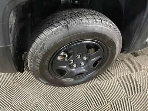 Used 2021 Jeep Renegade Sport AWD/4WD image 10