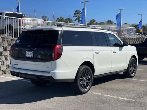 New 2025 Ford Expedition Max Platinum w/ Stealth Appearance Package image 6