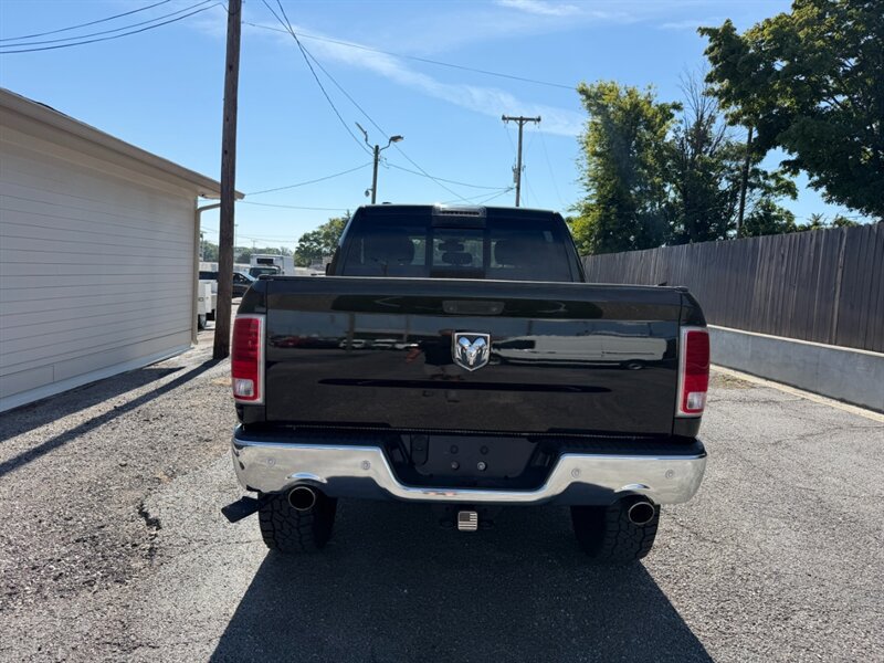 Used 2015 RAM 1500 Laramie w/ Convenience Group AWD/4WD image 9