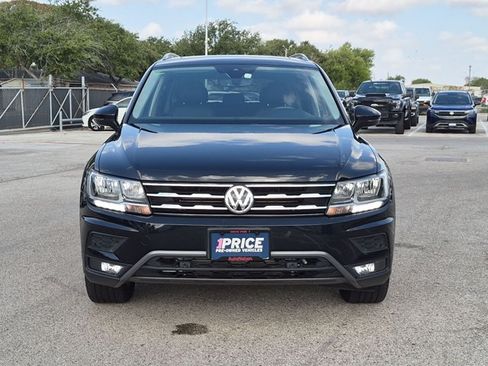 Used 2021 Volkswagen Tiguan SEL FWD image 2