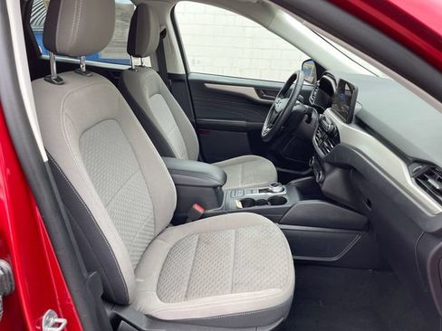 Used 2022 Ford Escape SE w/ Convenience Package FWD image 35