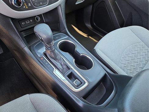 Used 2024 Chevrolet Equinox LT image 25