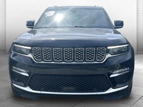 Used 2022 Jeep Grand Cherokee Summit w/ Adv Protech Group IV AWD/4WD image 2