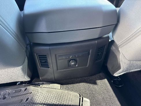 Used 2015 RAM 1500 Big Horn image 35