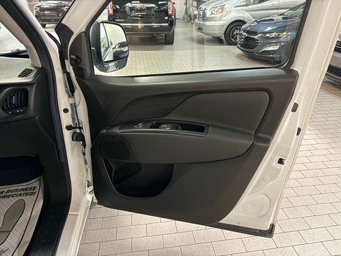 Used 2017 RAM ProMaster City Tradesman w/ Rear Back-up Camera Group image 19