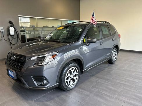 Used 2023 Subaru Forester Premium AWD/4WD image 22