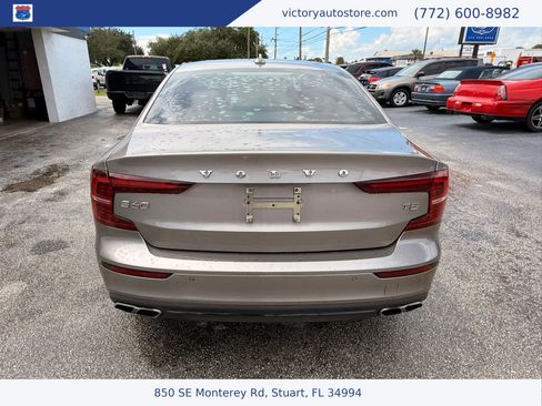 Used 2019 Volvo S60 T5 Momentum w/ Premium Package FWD image 14