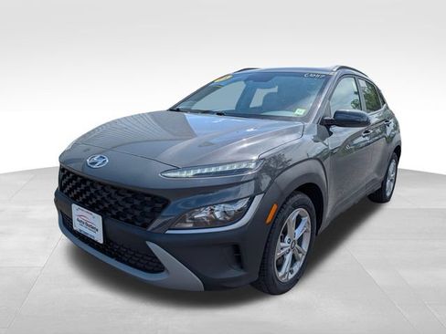 Used 2023 Hyundai Kona SEL w/ Cargo Package AWD/4WD image 3