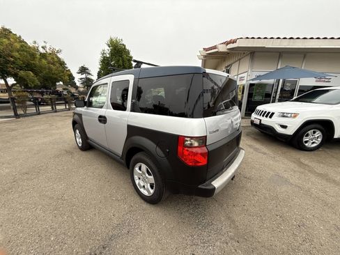 Used 2005 Honda Element EX image 8