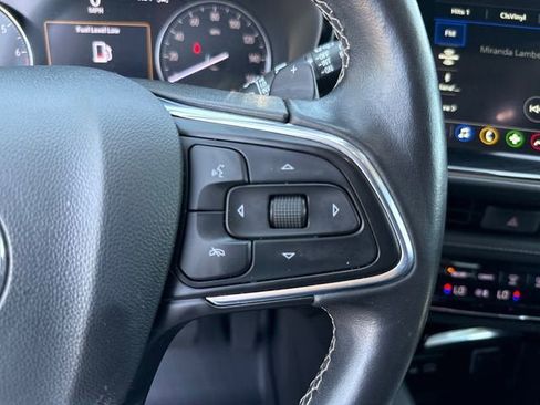Used 2023 Buick Envision Essence FWD image 23