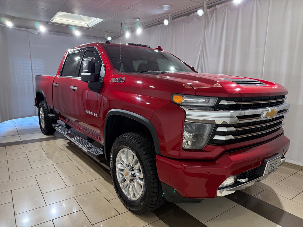 Used 2022 Chevrolet Silverado 2500 High Country w/ Z71 Off-Road Package AWD/4WD image 7